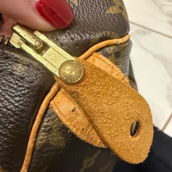 Louis Vuitton Speedy 30 - Picture 8 of 16